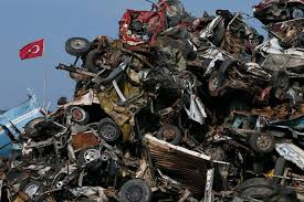 Hurda metal düzenlemesi Güney Afrikada tartışmalara yol açıyor