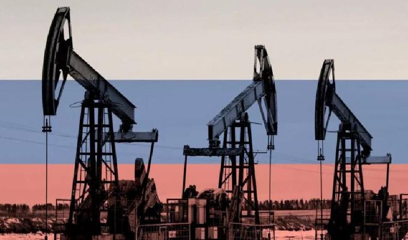 RUSYA DA PETROL IHRACAT VERGISI YÜKSELIYOR
