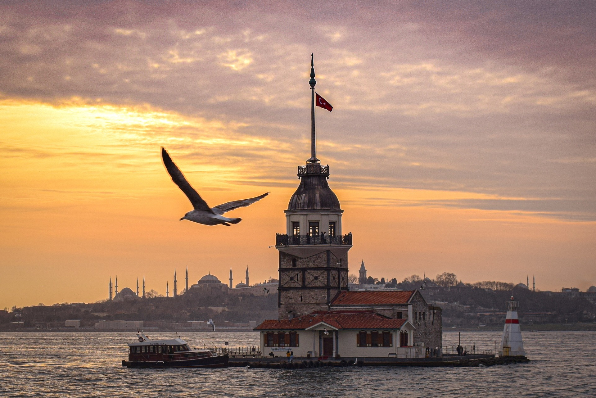 İSTANBUL UN 2022 IHRACATI 100 MILYAR DOLARA DAYANDI
